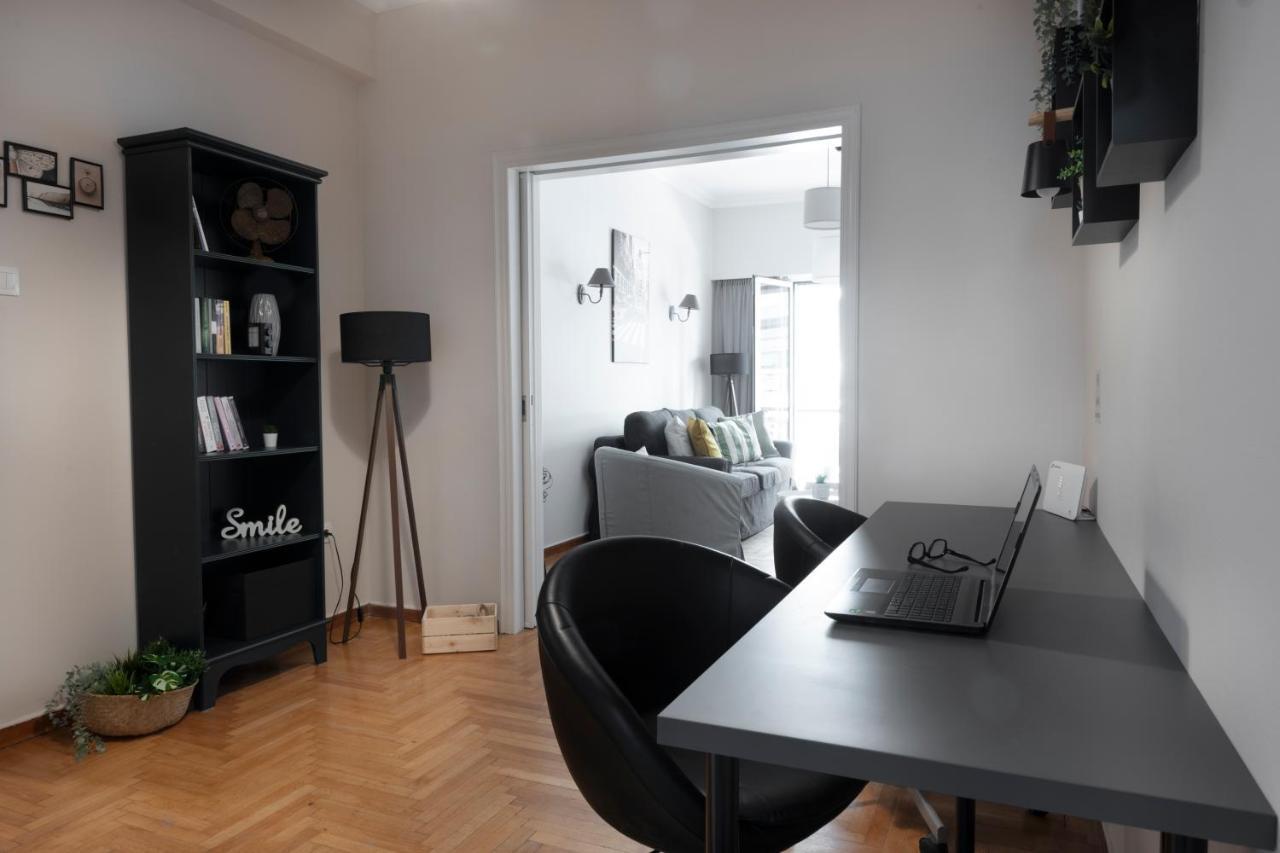 Spacious Central Flat In The Heart Of Athens! Atenas Exterior foto